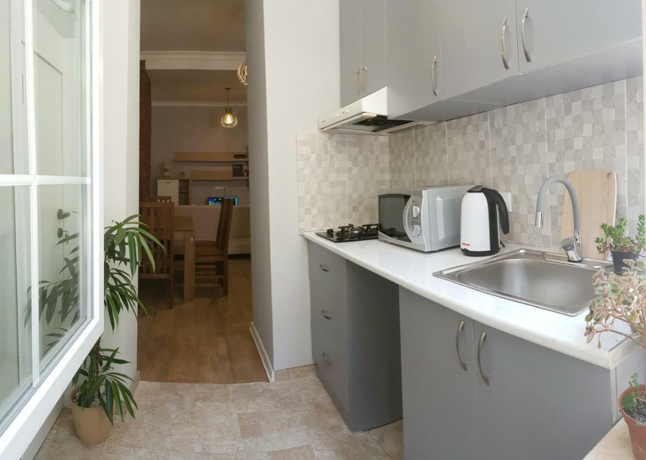 Apartamento Mtatsminda Tiflis Exterior foto